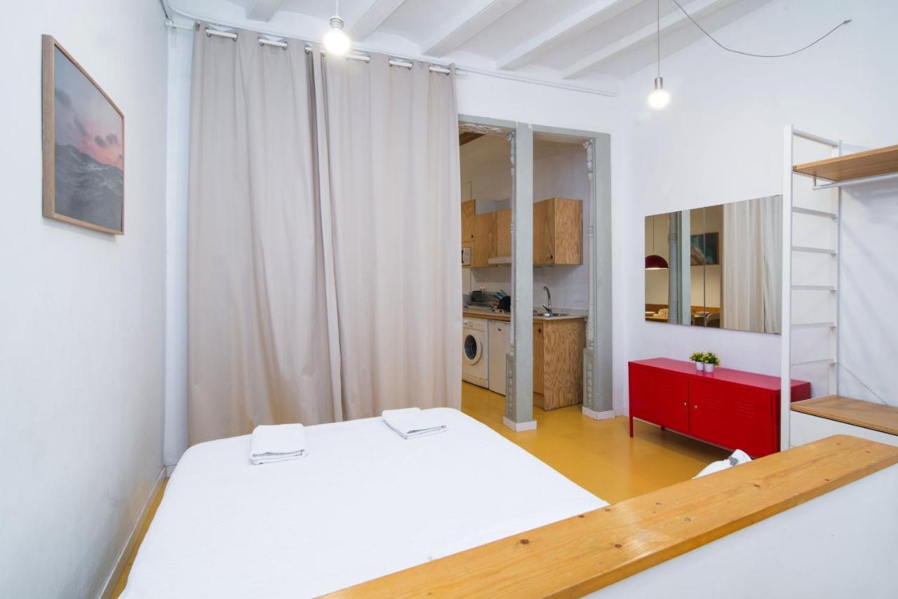 Akad Sweet Home Барселона Екстер'єр фото